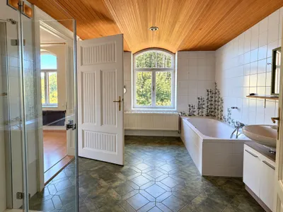 11-Zimmer-Immobilie kaufen in Neunkirchen – 329 m², € 785.000 – Bild 12 von 22