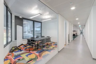 Gewerbeimmobilie mieten in Wien – 1 600 m² – Bild 8 von 14