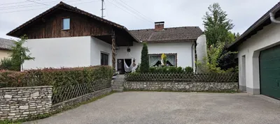 9-Zimmer-Haus mieten in Grieskirchen – 260 m², € 1.700 – Bild 1 von 16