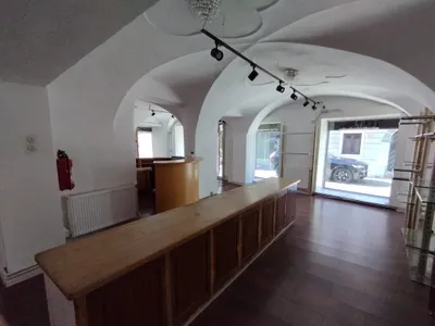 2-Zimmer-Gewerbeimmobilie mieten in Neunkirchen – 98 m², € 750 – Bild 8 von 12