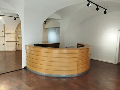 2-Zimmer-Gewerbeimmobilie mieten in Neunkirchen – 98 m², € 750 – Bild 2 von 12