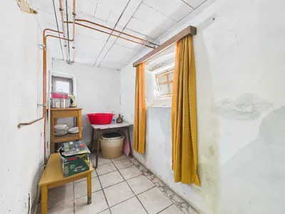 6-Zimmer-Haus kaufen in Sankt Veit an der Glan – 120 m², € 115.000 – Bild 28 von 40