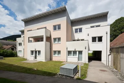 4-Zimmer-Wohnung mieten in Baden – 82,31 m², € 1.027 – Bild 2 von 6