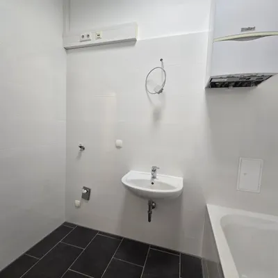 6-Zimmer-Wohnung mieten in Wien – 238,41 m², € 3.658 – Bild 30 von 41
