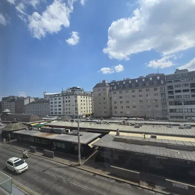 6-Zimmer-Wohnung mieten in Wien – 238,41 m², € 3.658