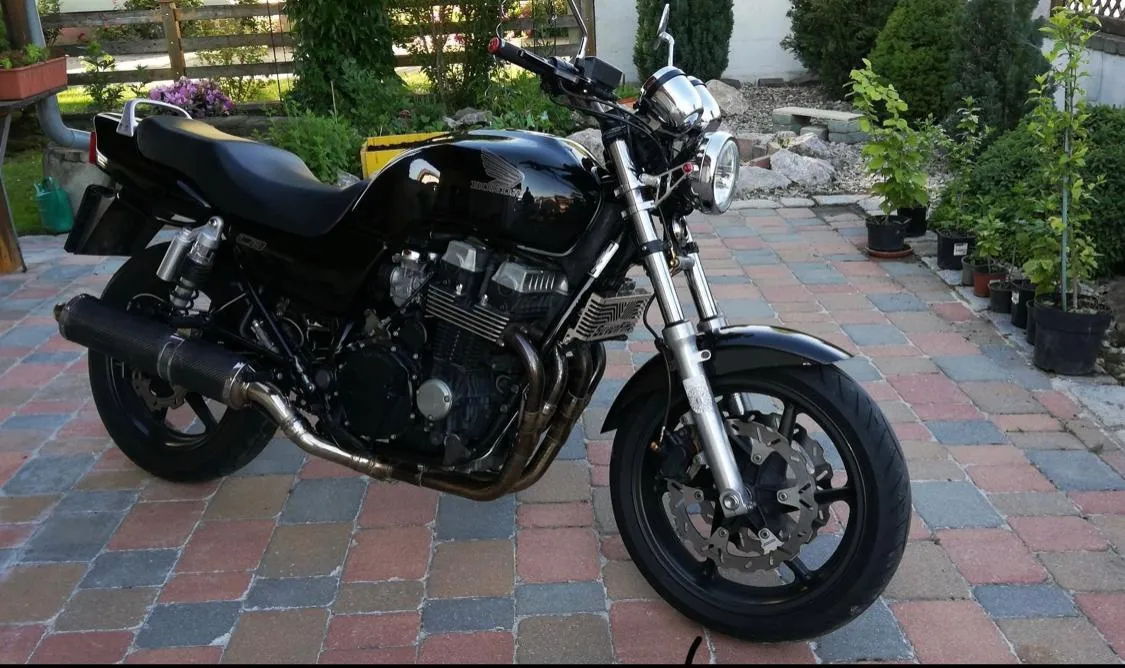 Honda CB