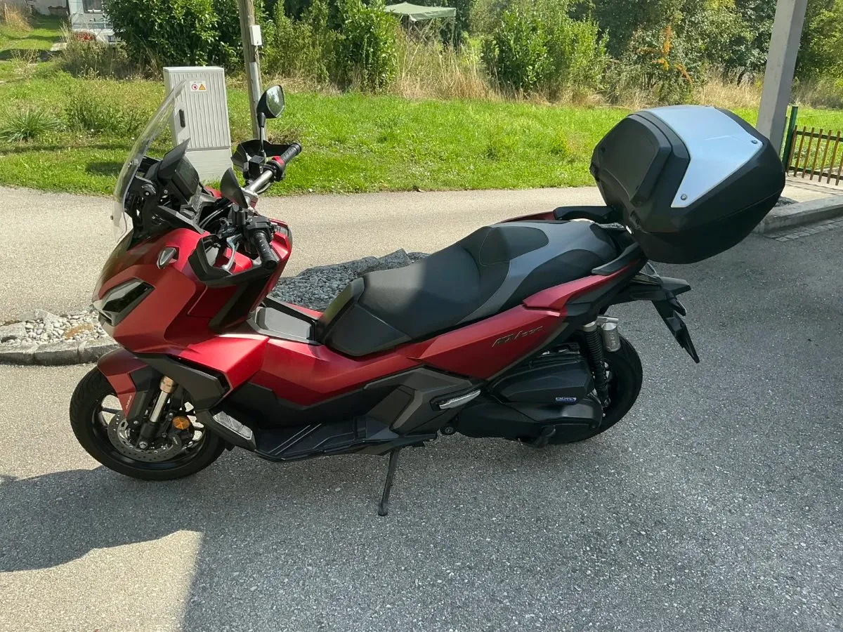 Honda ADV350