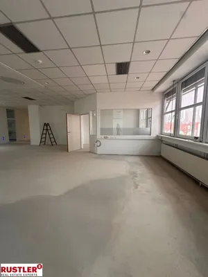 Gewerbeimmobilie mieten in Klagenfurt – 350 m², € 4.865 – Bild 2 von 9