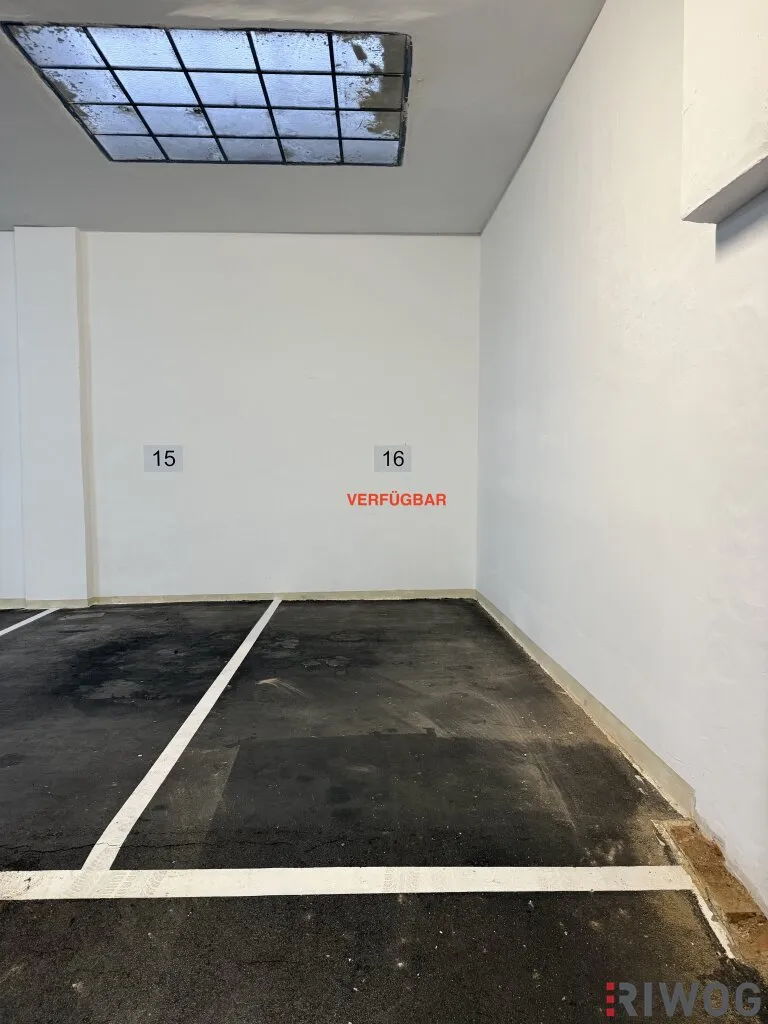 GARAGENSTELLPLATZ IN BEEINDRUCKENDEM HOFGEBÄUDE IN DER ZIEGLERGASSE | Ideal zur Eigennutzung oder Vermietung - Ansicht 3