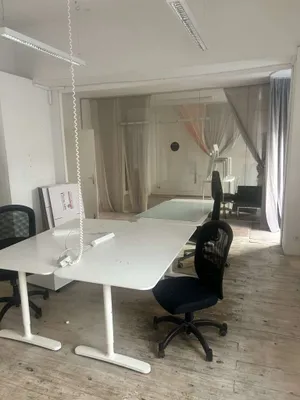 Gewerbeimmobilie mieten in Wien – 211 m², € 2.917 – Bild 2 von 3