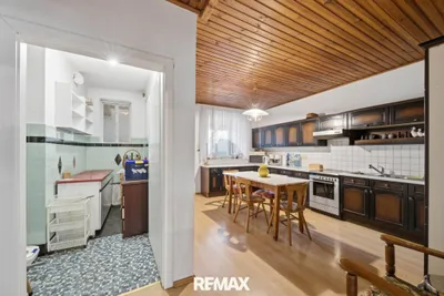 4-Zimmer-Haus kaufen in Hollabrunn – 156 m², € 209.000 – Bild 8 von 18