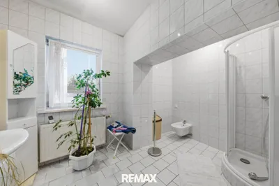 4-Zimmer-Haus kaufen in Hollabrunn – 156 m², € 209.000 – Bild 9 von 18
