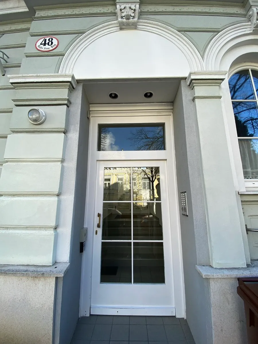 Charmante Wohnung in bester Lage von Baden - Ansicht 2