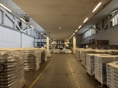 Gewerbeimmobilie mieten in Baden – 4 500 m², € 26.775 – Bild 6 von 8