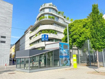 Stunning 5-Room Residence with Sunlit Balcony & Private Garage