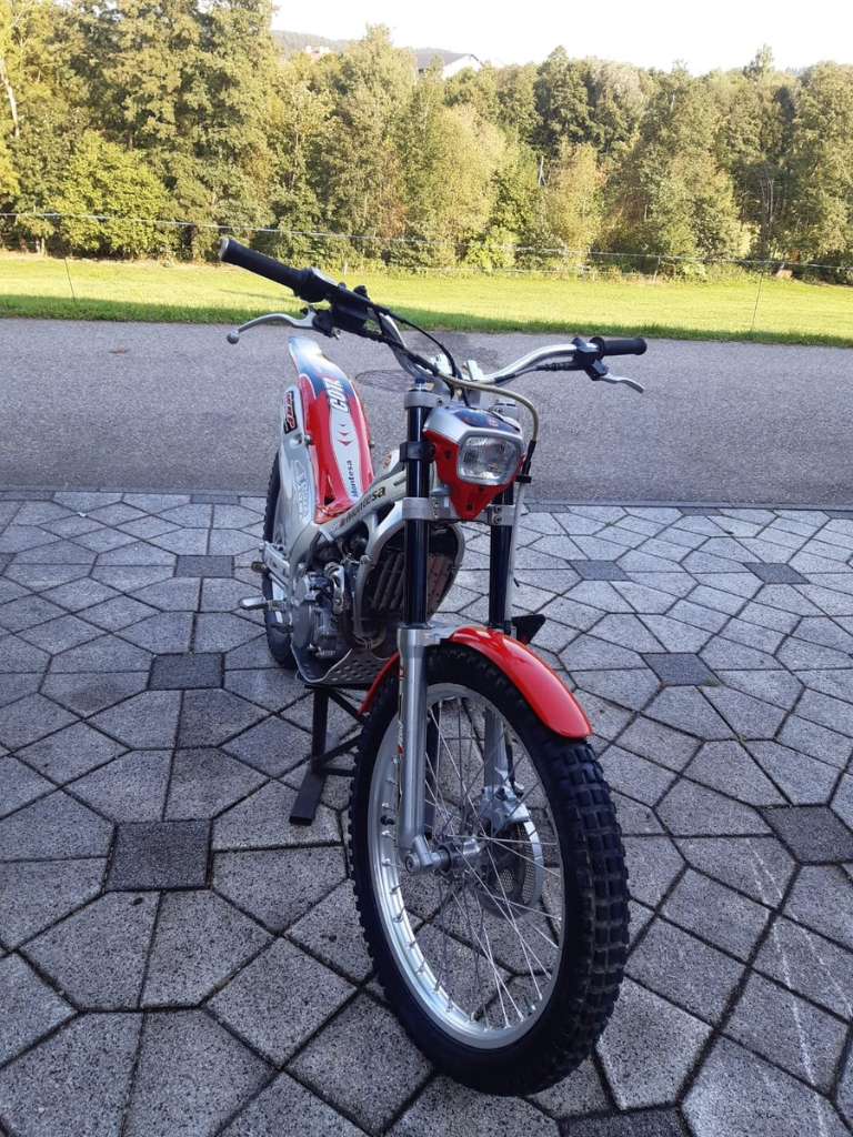 Montesa Cota MT04 Trial