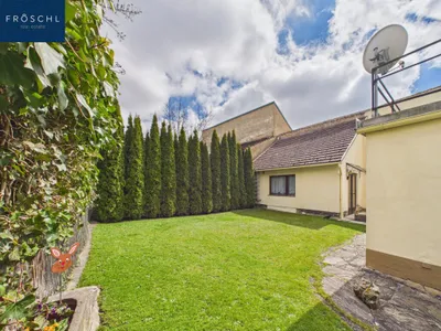 5-Zimmer-Haus kaufen in Zwettl – 190 m², € 339.000 – Bild 1 von 33