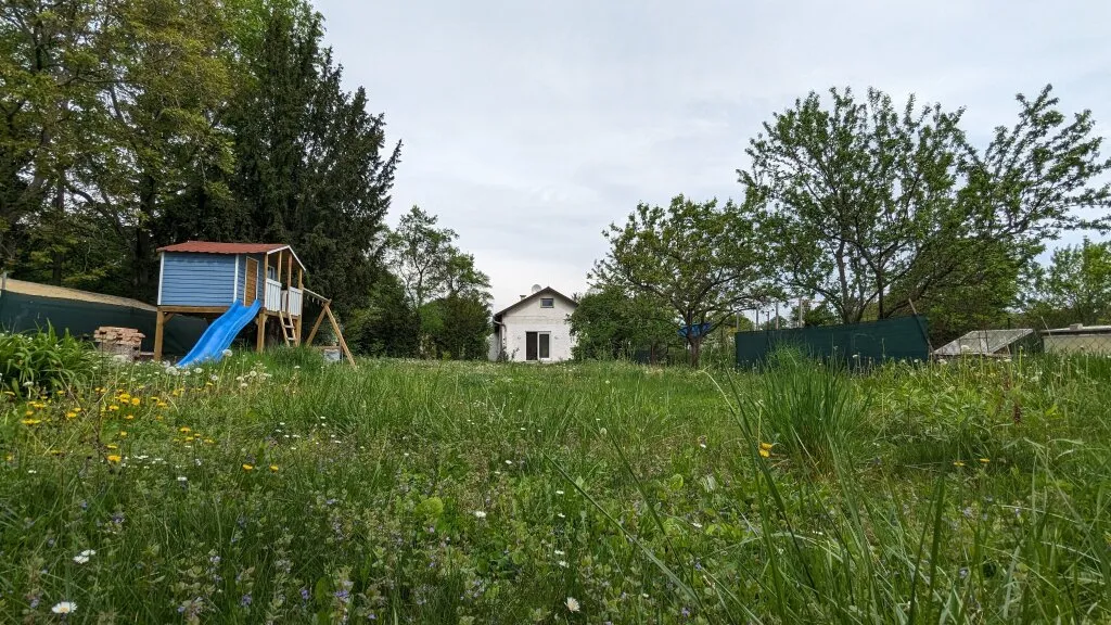 Bad Vöslau! Baugrundstück zum Kauf mit großem Garten! - Ansicht 2