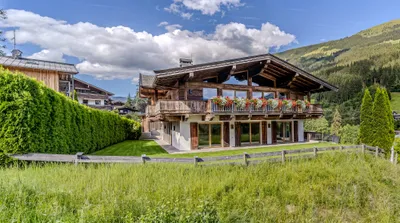 6-Zimmer-Immobilie kaufen in Kitzbühel – 443 m², € 4.500.000 – Bild 4 von 6