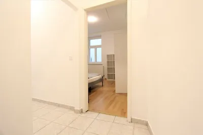 Schön möblierte 2-Zimmer-Wohnung mit Stil in zentraler Lage! Kurzzeitvermietung! – Bild 2