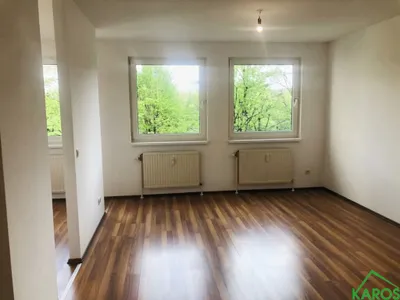 Moderne 1-Zimmer Wohnung mit Einbauküche *ERSTBEZUG NACH SANIERUNG* – Bild 3