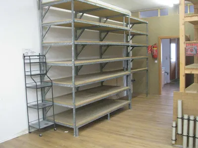Gewerbeimmobilie mieten in Braunau am Inn – 90 m², € 600 – Bild 2 von 2