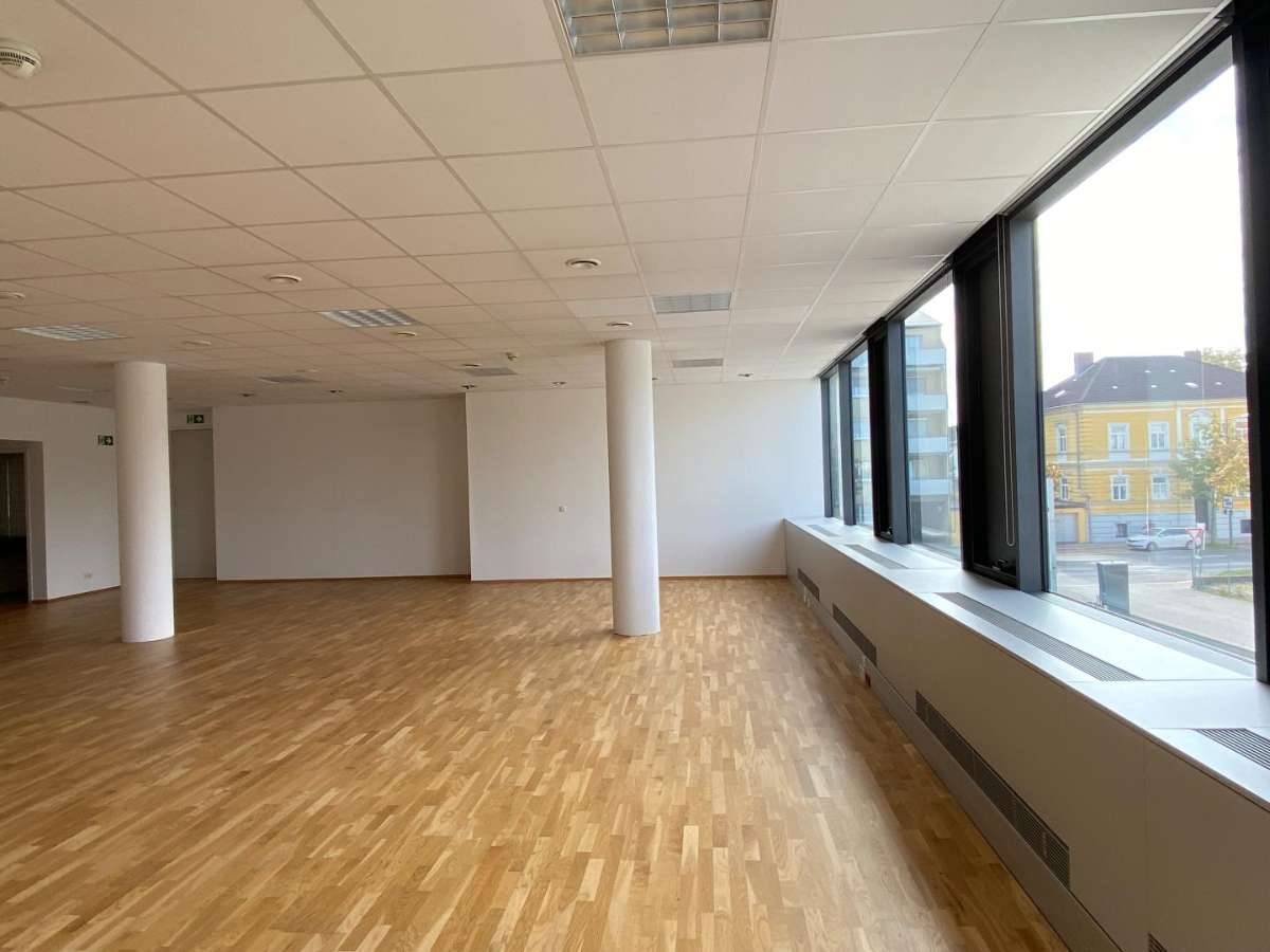 Moderne Bürofläche in der bahnhofCITY Wels - Ansicht 2