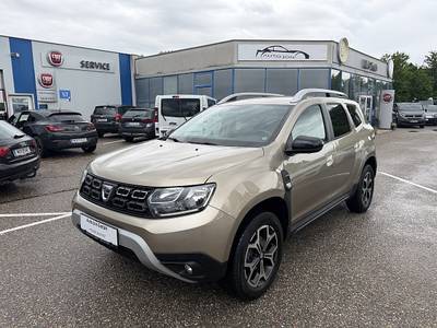 Dacia Duster 4WD Celebration*Pickerl NEU*AHK*Rückfahr...
