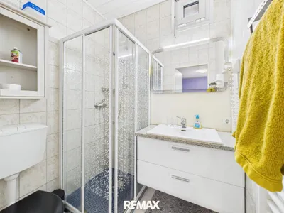 6-Zimmer-Gewerbeimmobilie kaufen in Bruck an der Leitha – 260 m², € 299.000 – Bild 17 von 33