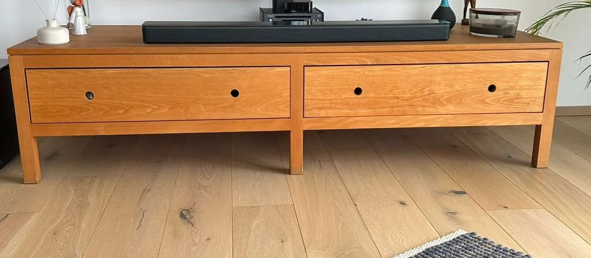 Grüne Erde Klassiker TV-Board / Sideboard Buche massiv 168 cm, € 500,- (4050 Traun)