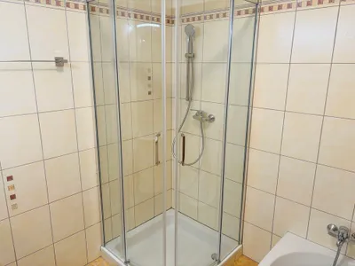 3-Zimmer-Wohnung mieten in Braunau am Inn – 75 m², € 720 – Bild 8 von 11
