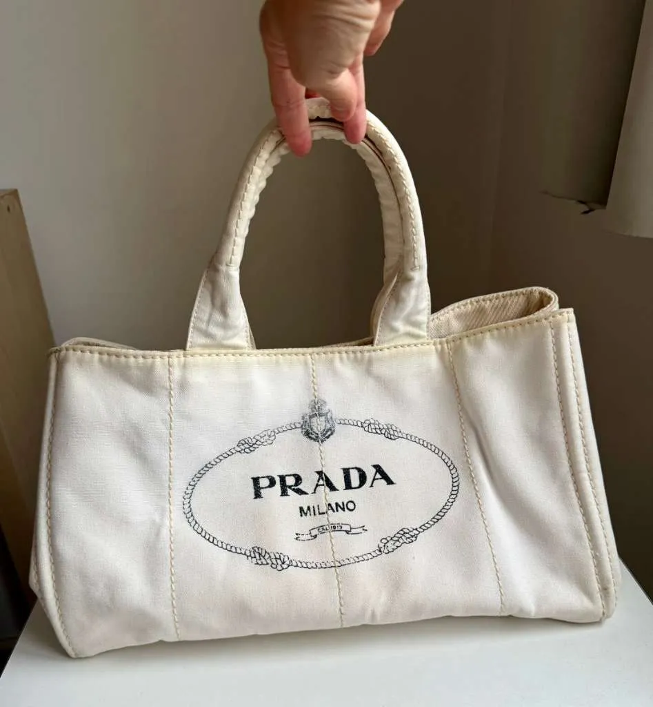 Prada Canapa Logo Tote aus elfenbeinfarbenem Canvas