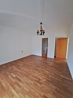 8-Zimmer-Wohnung kaufen in Baden – 354,82 m², € 930.000 – Bild 13 von 50