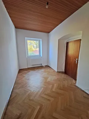 8-Zimmer-Wohnung kaufen in Baden – 354,82 m², € 930.000 – Bild 36 von 50