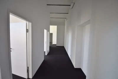 4-Zimmer-Gewerbeimmobilie mieten in Linz – 134 m², € 2.031 – Bild 8 von 14