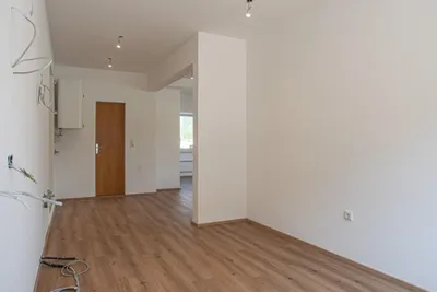 3-Zimmer-Gewerbeimmobilie mieten in Kitzbühel – 80 m², € 1.000 – Bild 6 von 10