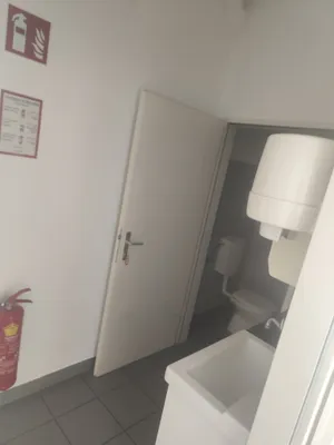 Gewerbeimmobilie mieten in Wien – 110 m², € 2.000 – Bild 6 von 15