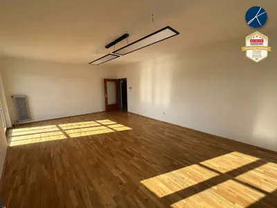 5-Zimmer-Gewerbeimmobilie mieten in Krems an der Donau – 158 m², € 1.700 – Bild 4 von 11