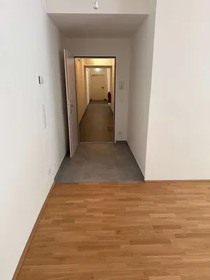1-Zimmer-Gewerbeimmobilie mieten in Tulln – 42 m², € 582 – Bild 11 von 16