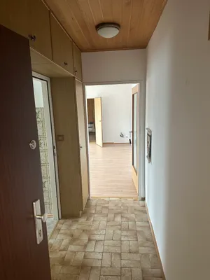 Wohnung zu vermieten mit Heizung und Warmwasser