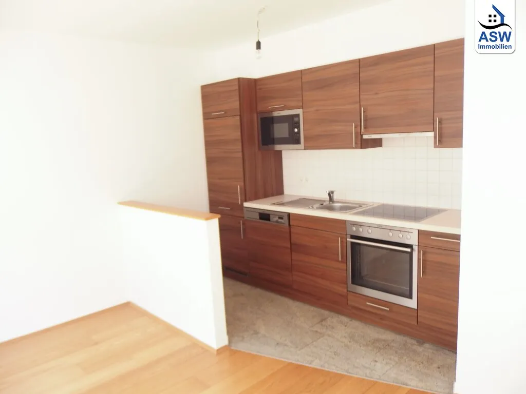 Tolle 2-Zimmerwohnung inkl. Küche in zentraler Lage - befristet vermietet - Widok 2