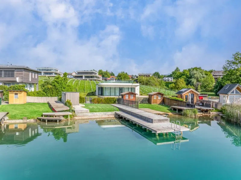 Luxuriöse Gartenwohnung in direkter Seelage - Ansicht 2