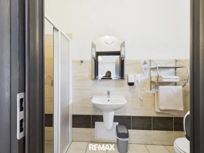 11-Zimmer-Gewerbeimmobilie kaufen in Neusiedl am See – 391 m², € 1.115.000 – Bild 8 von 37