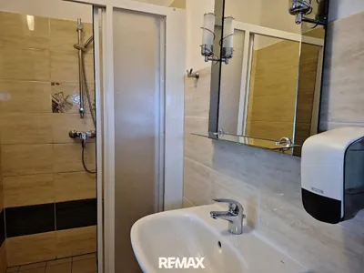 11-Zimmer-Gewerbeimmobilie kaufen in Neusiedl am See – 391 m², € 1.115.000 – Bild 25 von 37
