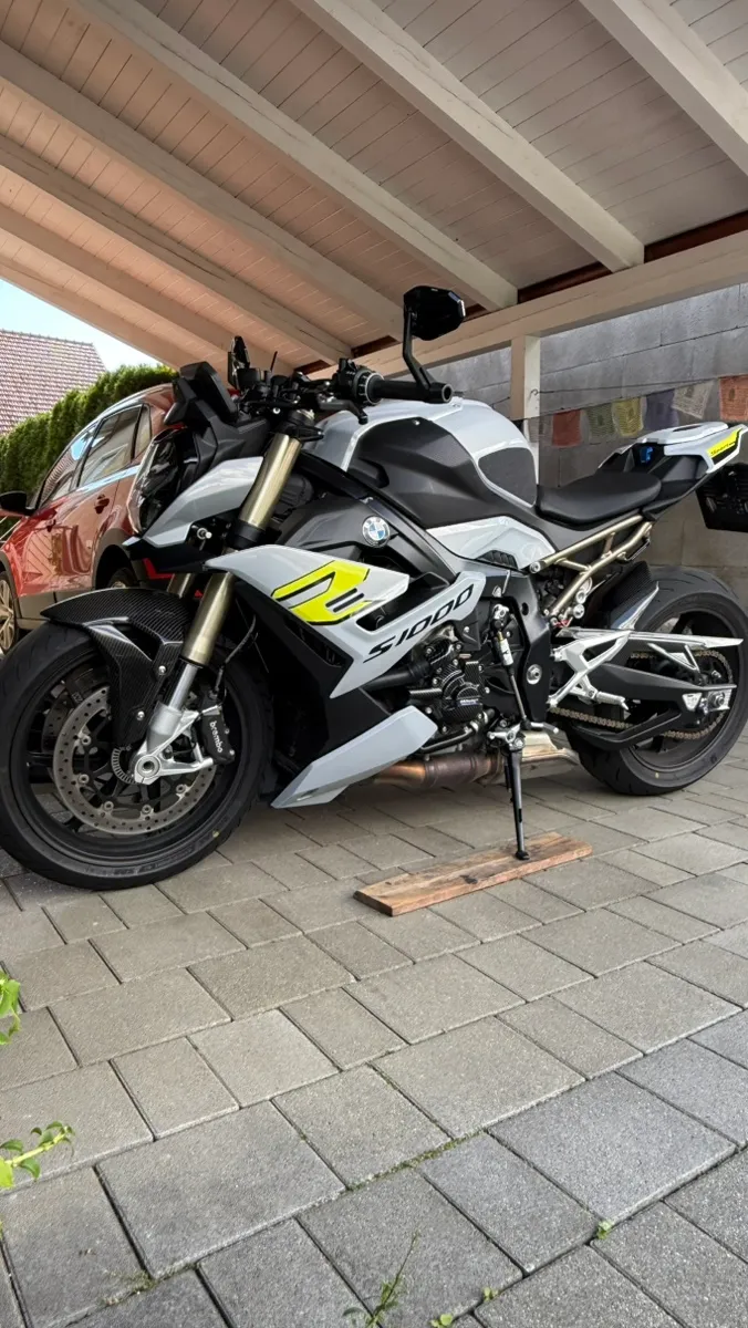 BMW S 1000