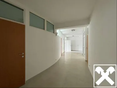 Gewerbeimmobilie mieten in Perg – 94 m², € 981 – Bild 2 von 7