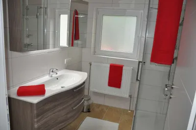 5-Zimmer-Wohnung mieten in Gmunden – 100 m², € 850 – Bild 4 von 5
