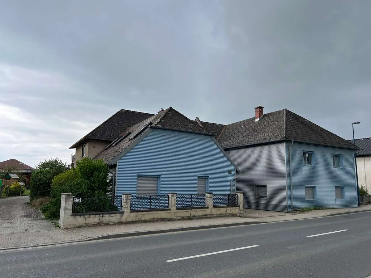 Vollvermietetes Zinshaus in sehr guter Lage - St. Valentin - Ansicht 2