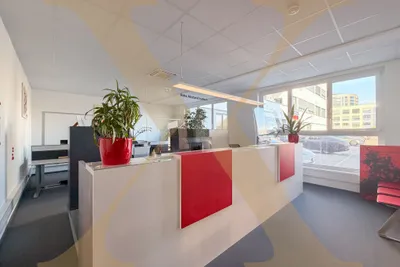 Gewerbeimmobilie mieten in Linz Land – 465 m², € 6.420
