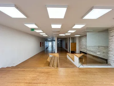 Gewerbeimmobilie mieten in Wiener Neustadt – 265 m², € 2.161